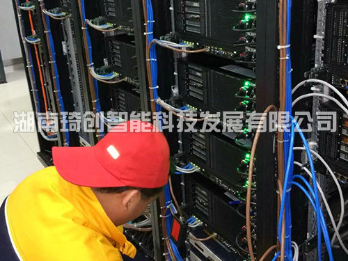 大數(shù)據(jù)機(jī)房安裝施工