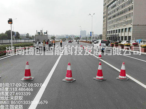 國(guó)瓷路標(biāo)線(xiàn)施劃